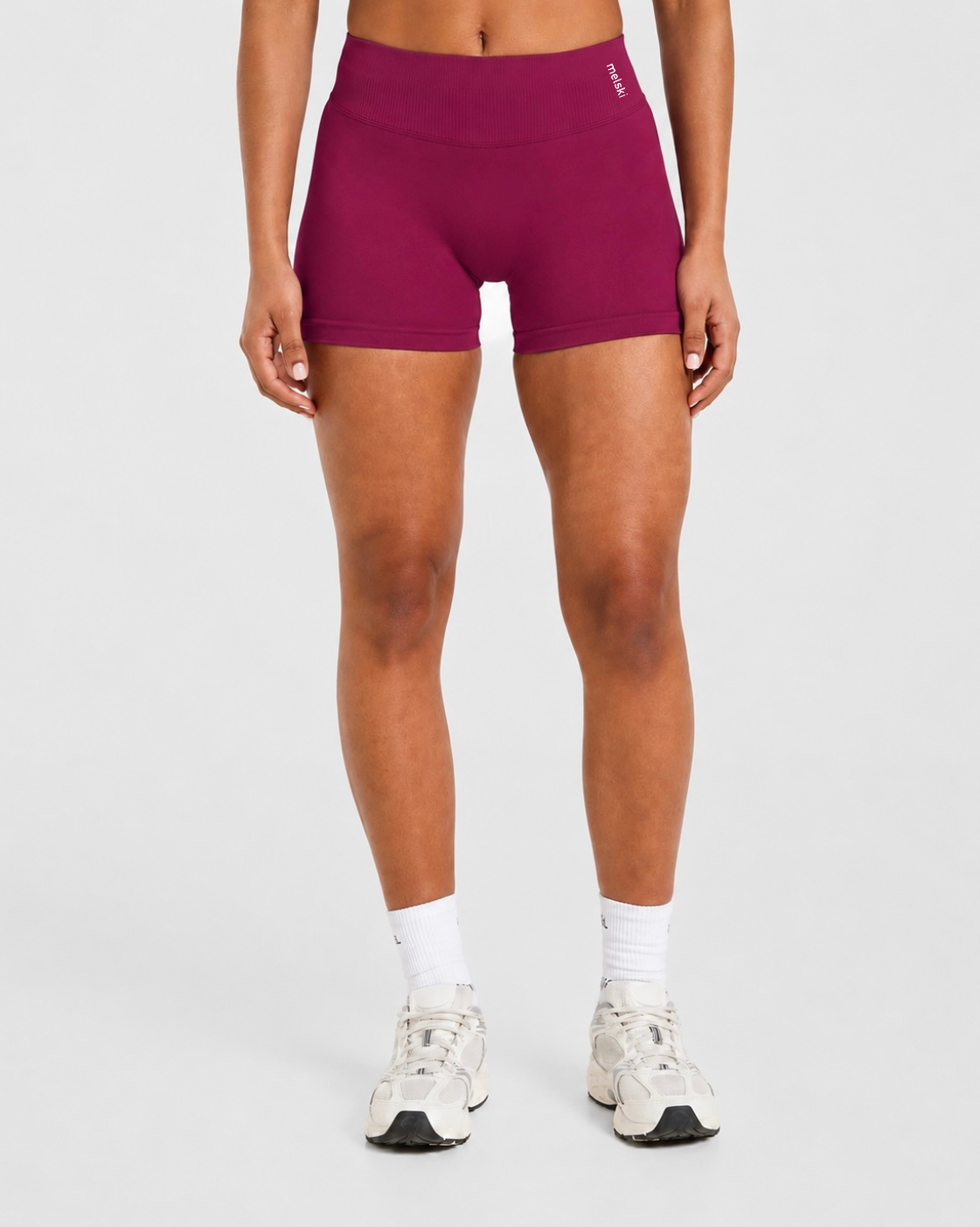 Active Shorts Winter Berry