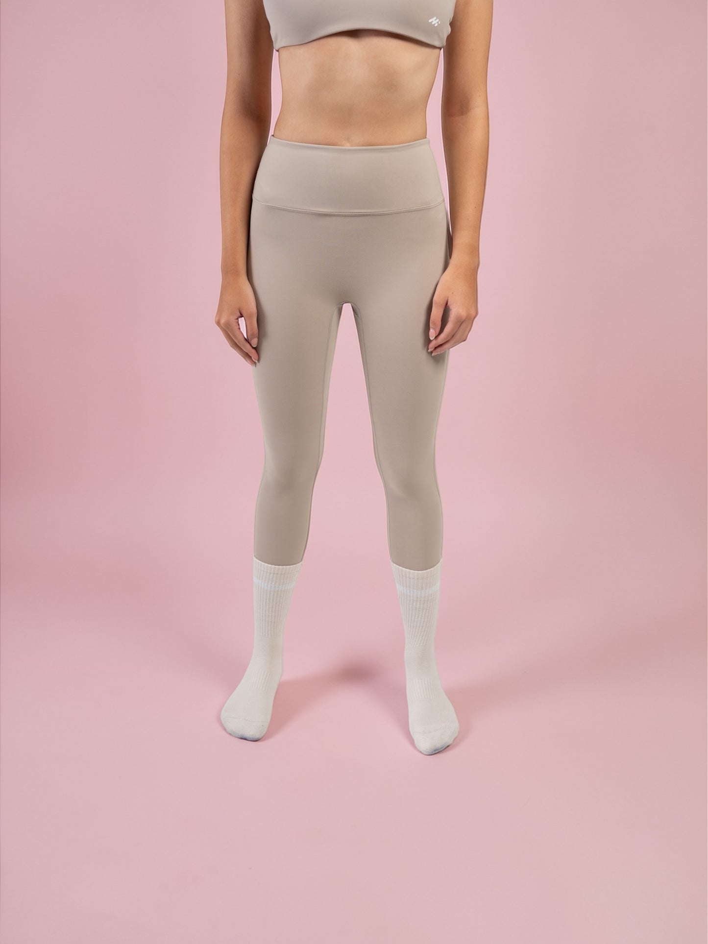 Core Leggings Almond