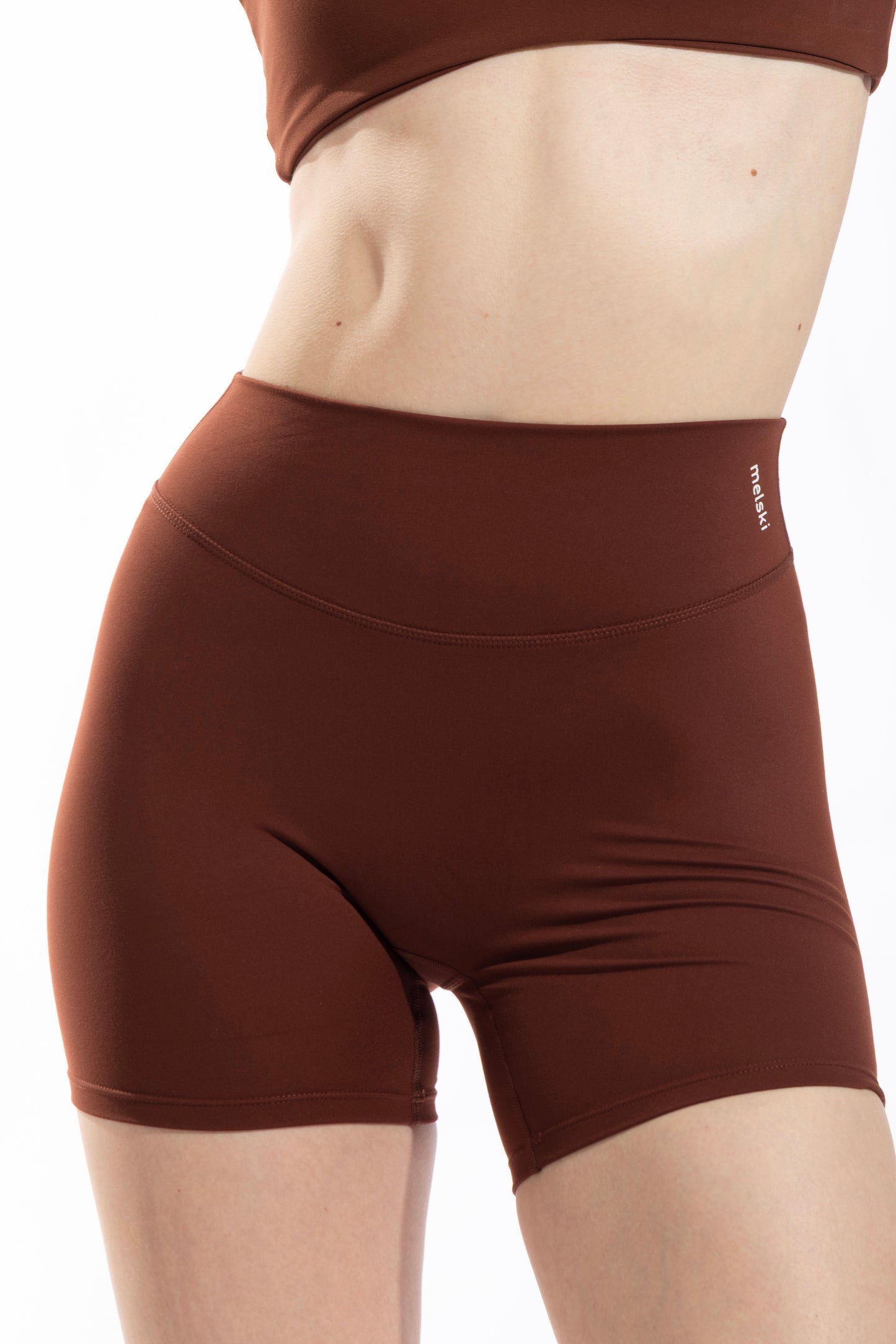 Softsculpt Shorts 4.5” Expresso
