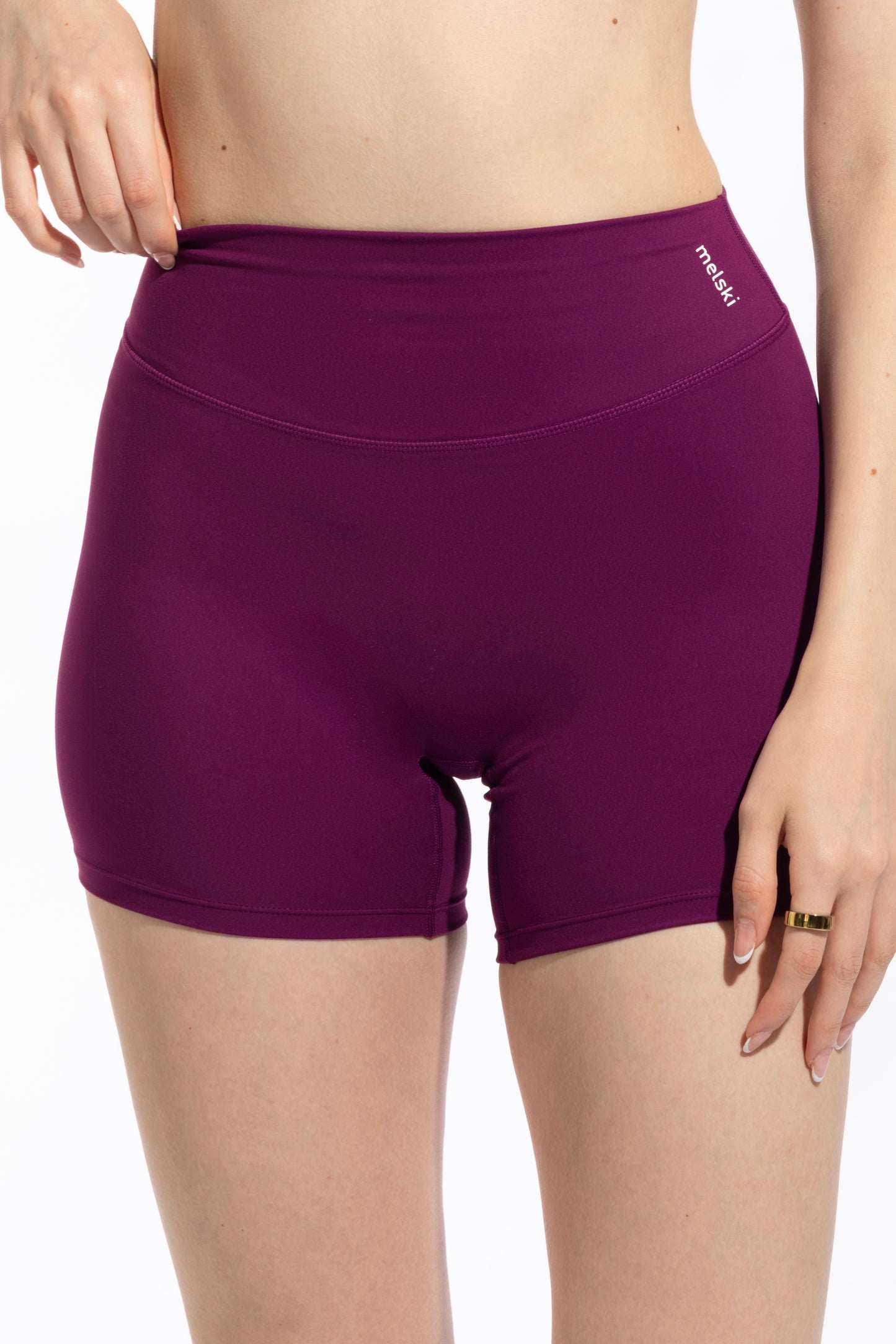Softsculpt Shorts 4.5” Grape