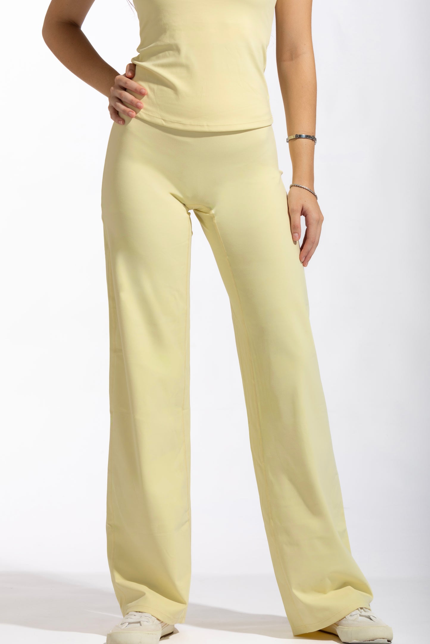Softsculpt Leggings Flare Creamy yellow