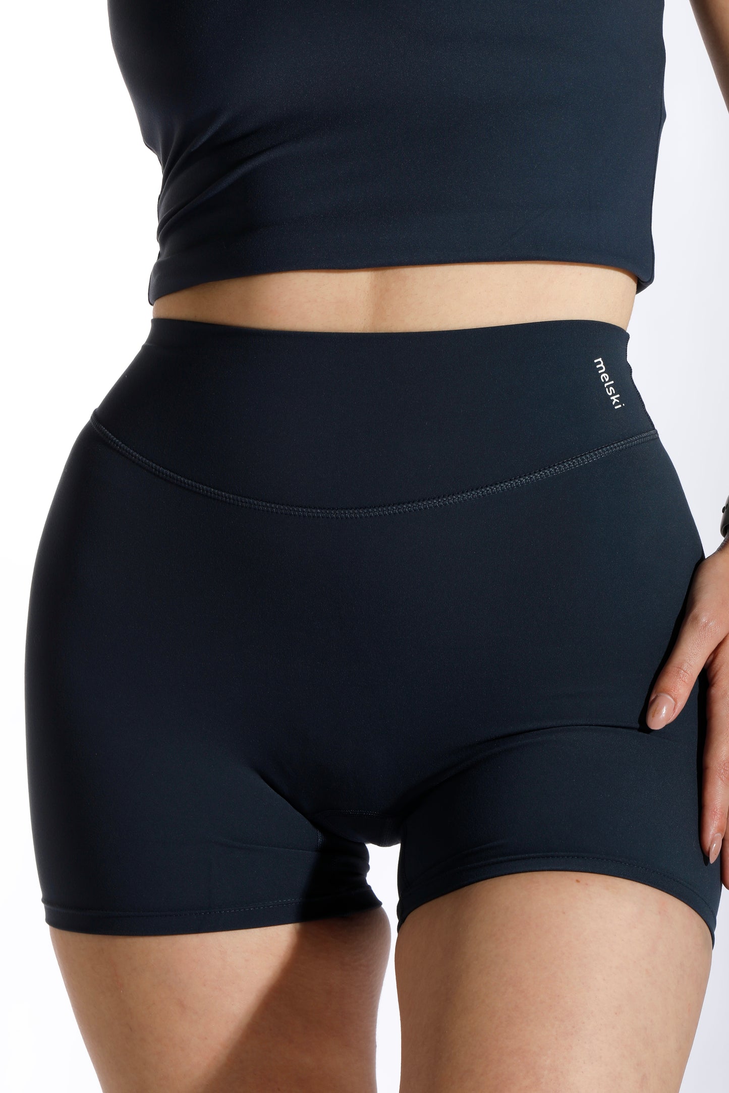 Softsculpt Shorts 4.5” Blueberry