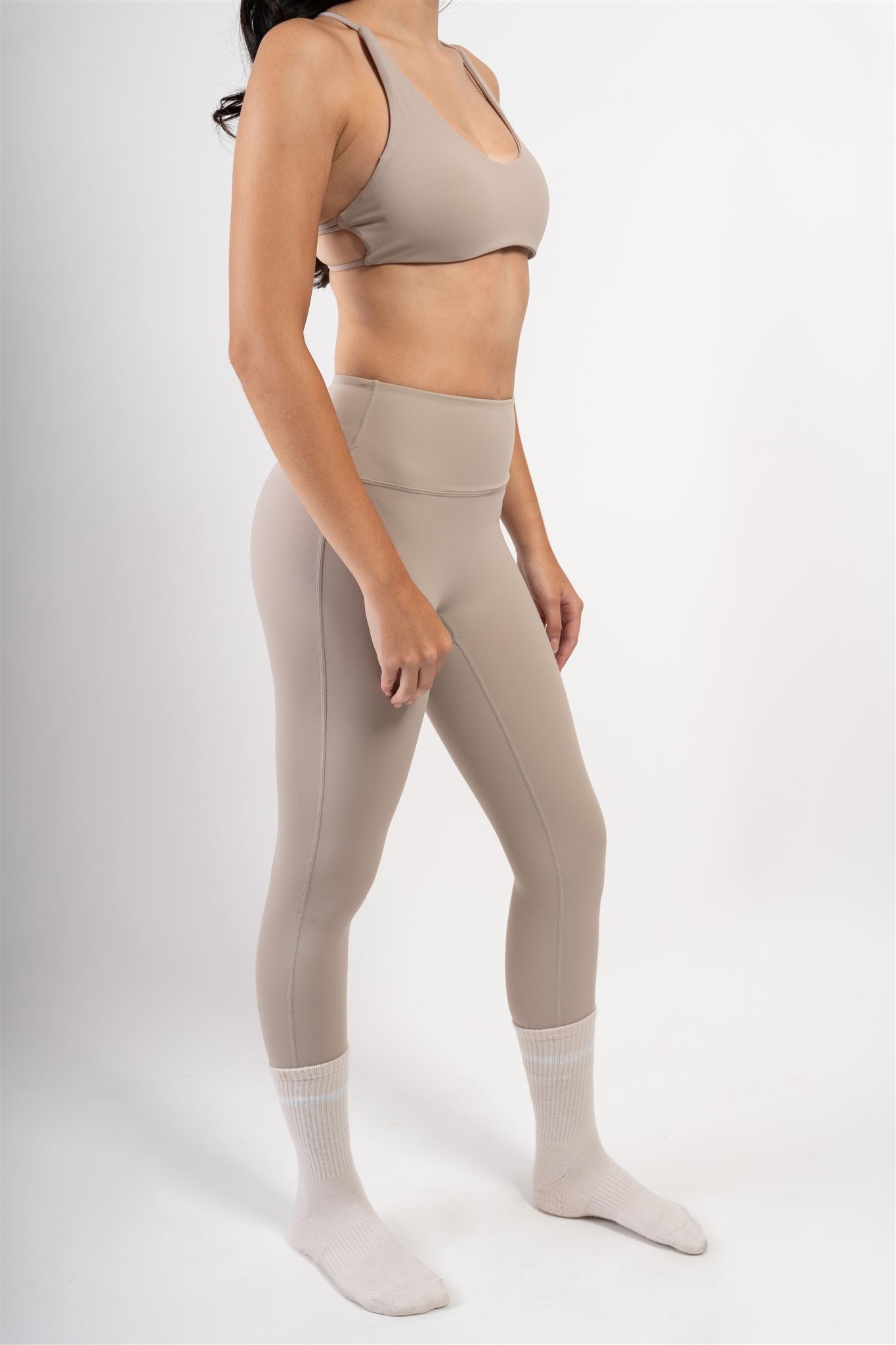 Core Leggings Almond