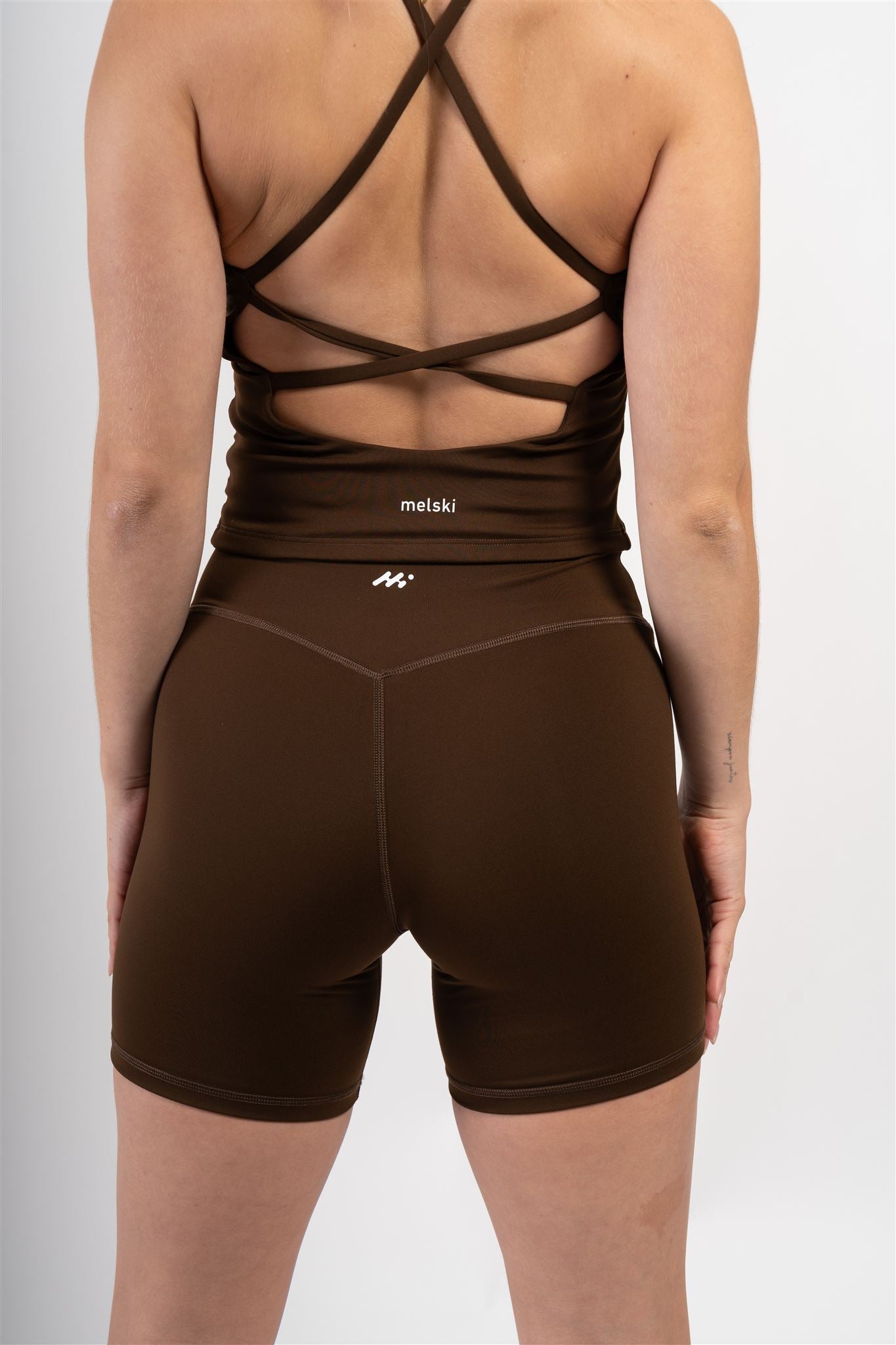 Flawless Short Cocoa